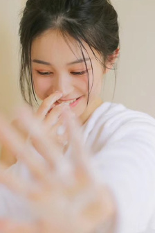 水蜜桃亚洲精品一区二区